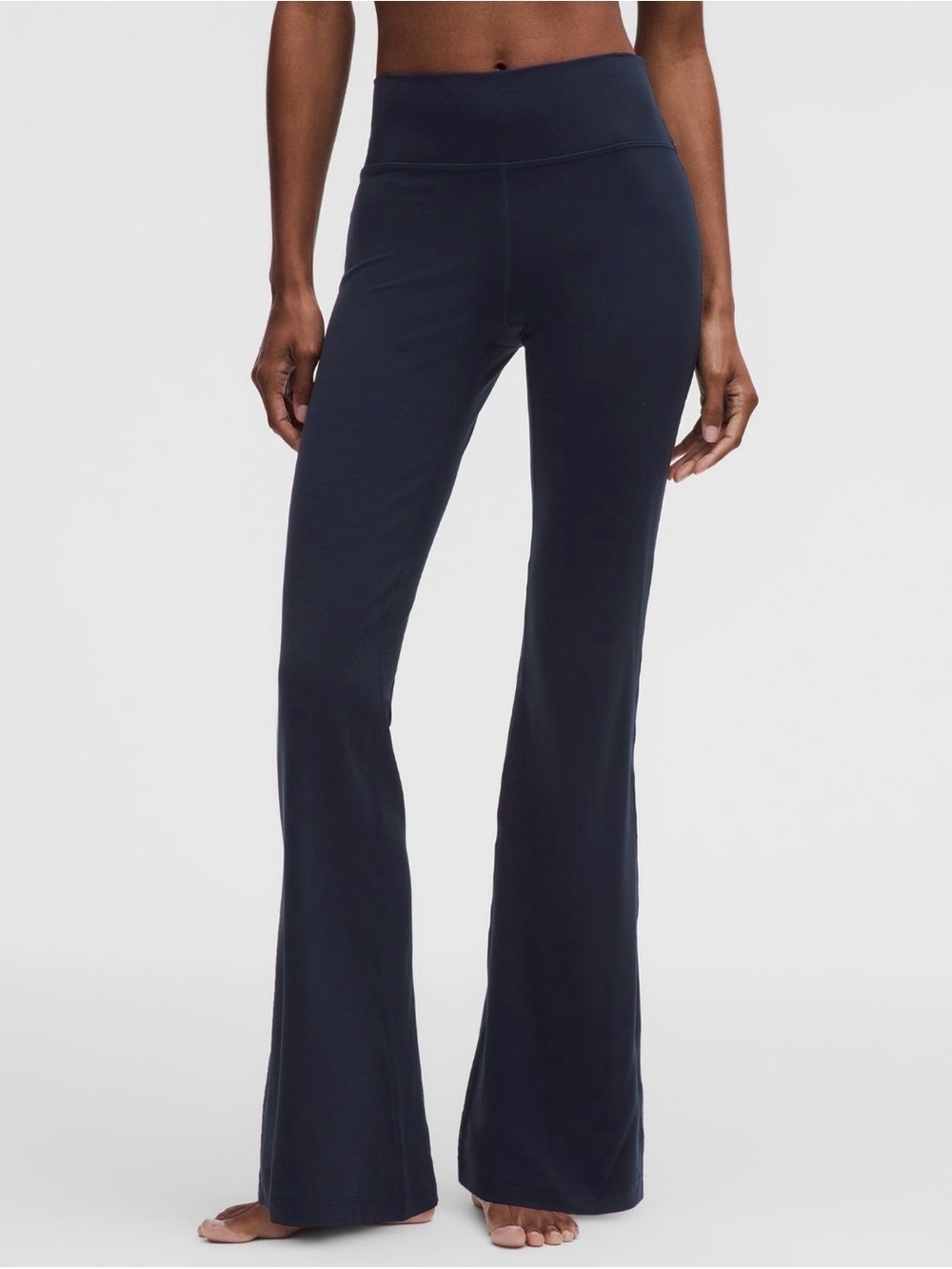 NWT lululemon Groove High-Rise Flare *Nulu True Navy Size 2